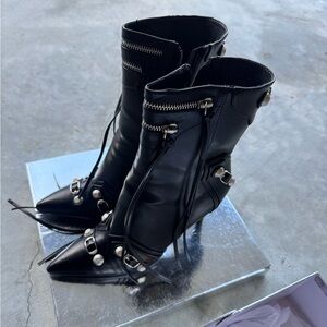 Azalea Wang Boots